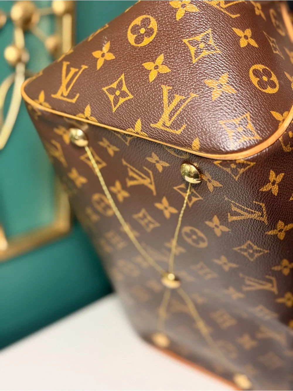 Louis Vuitton Monogram Canvas Tivoli GM